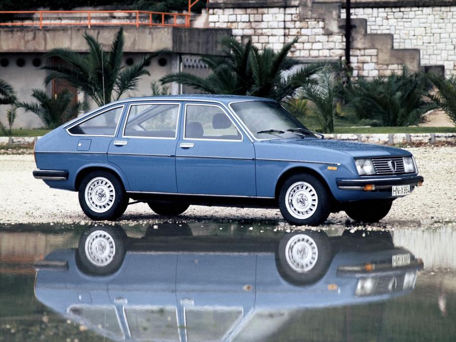  Lancia Beta 1975 года  (фото 9 из 14)